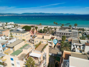 Beachside Poetto Getaway Cagliari
